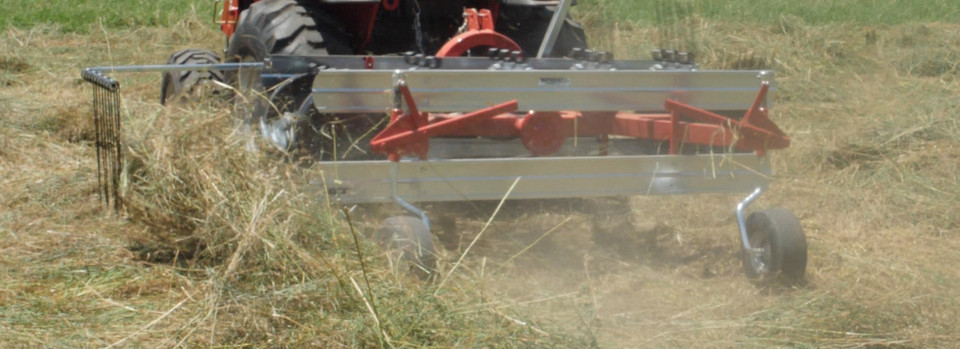 Unocomp Hay Rake Front View